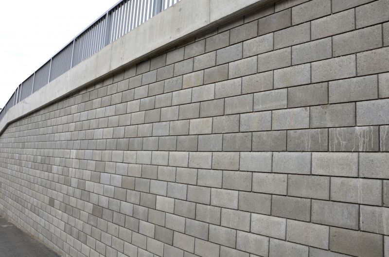Retention Wall Construction in Tampa, FL